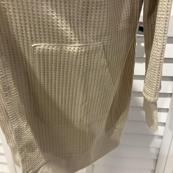 Belle by Kim Gravel NWOT Oversized Waffle Open Hoodie Cardigan, soft and comfy. - Picture 4 of 8